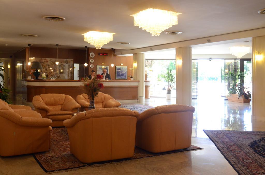 Hotel Bassetto Ferentino Zewnętrze zdjęcie