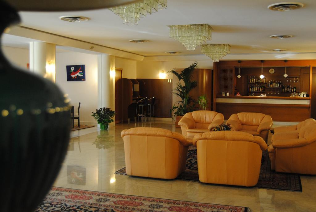 Hotel Bassetto Ferentino Zewnętrze zdjęcie